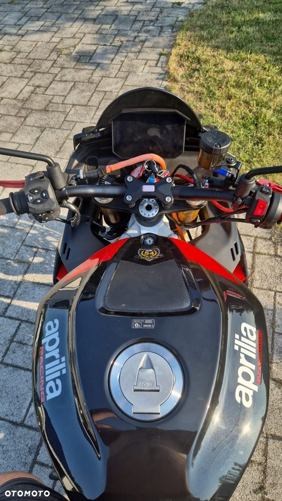 Aprilia Tuono - 4