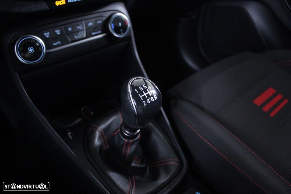 Ford Fiesta 1.0 EcoBoost ST-Line - 30
