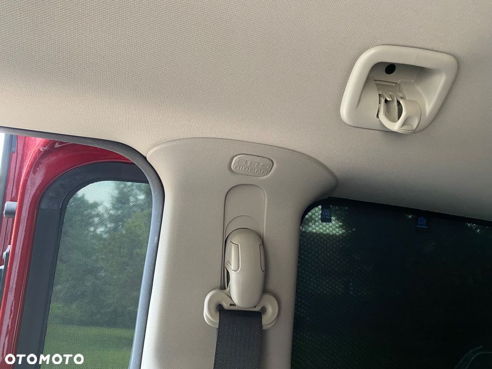 Dodge Grand Caravan ver-3-6-express - 26