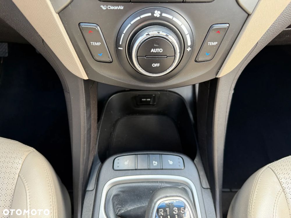 Hyundai Santa Fe - 35