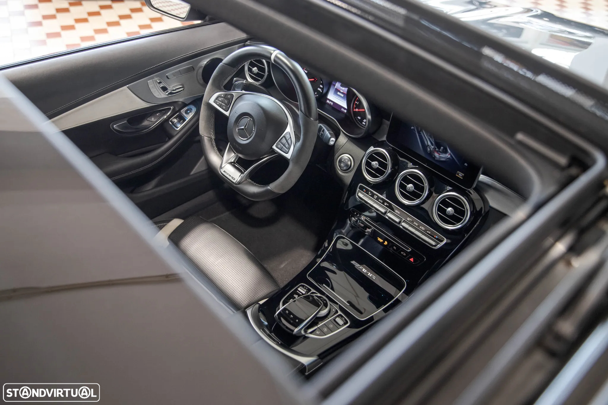 Mercedes-Benz C 63 AMG S - 17