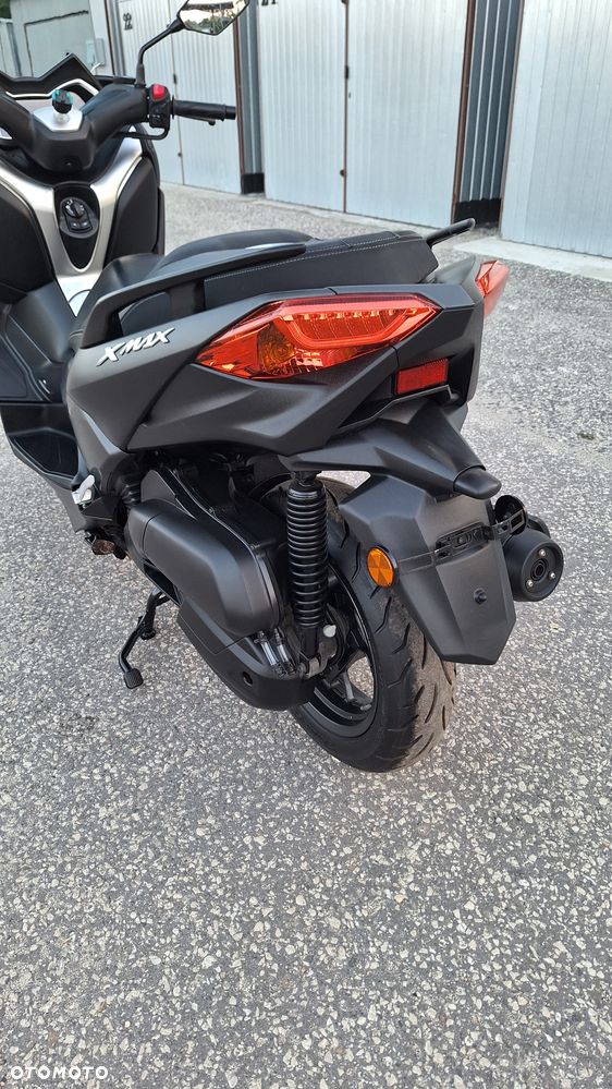 Yamaha X-max - 9