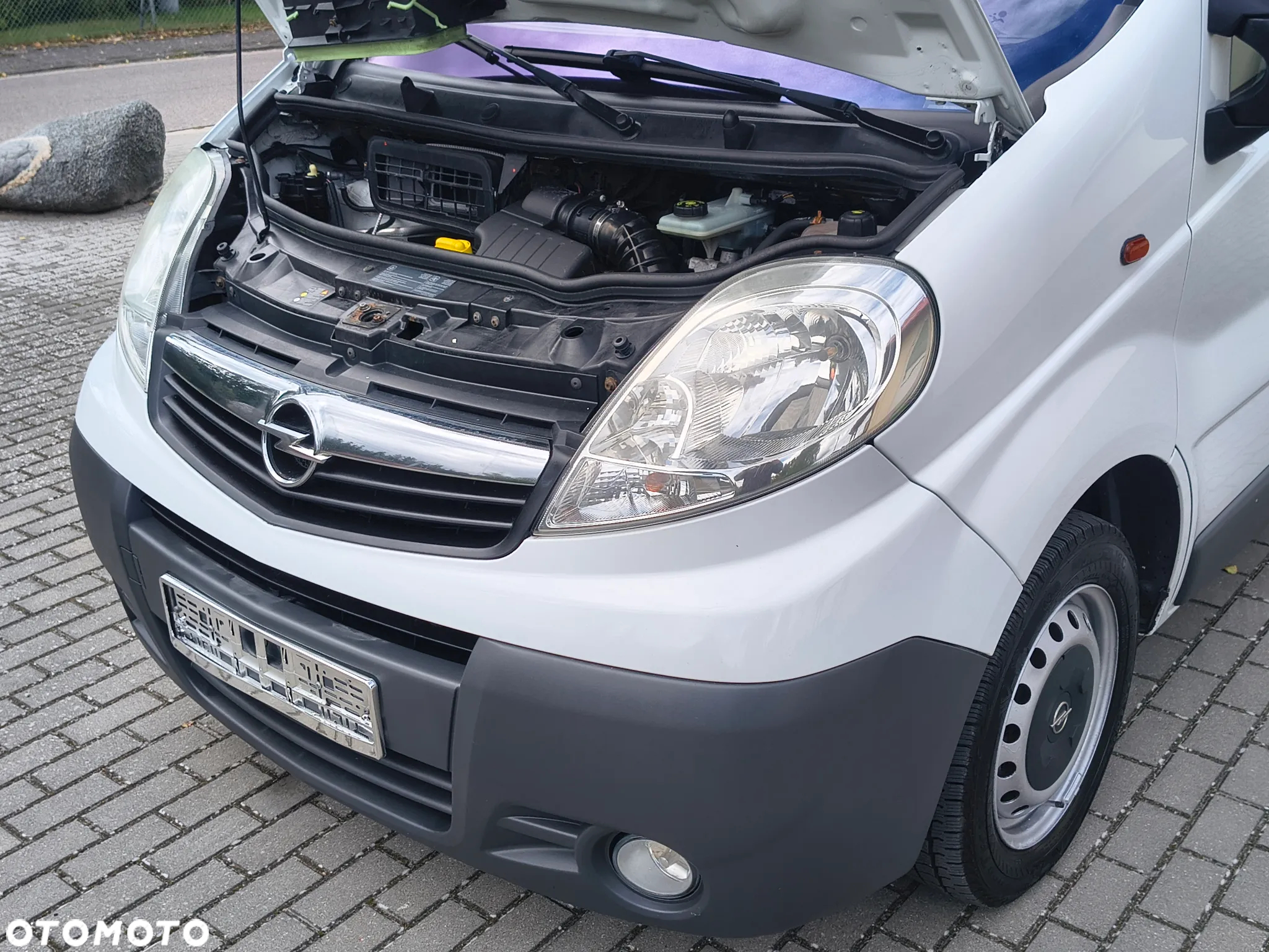 Opel Vivaro - 20