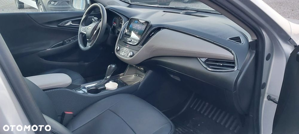 Chevrolet Malibu - 8