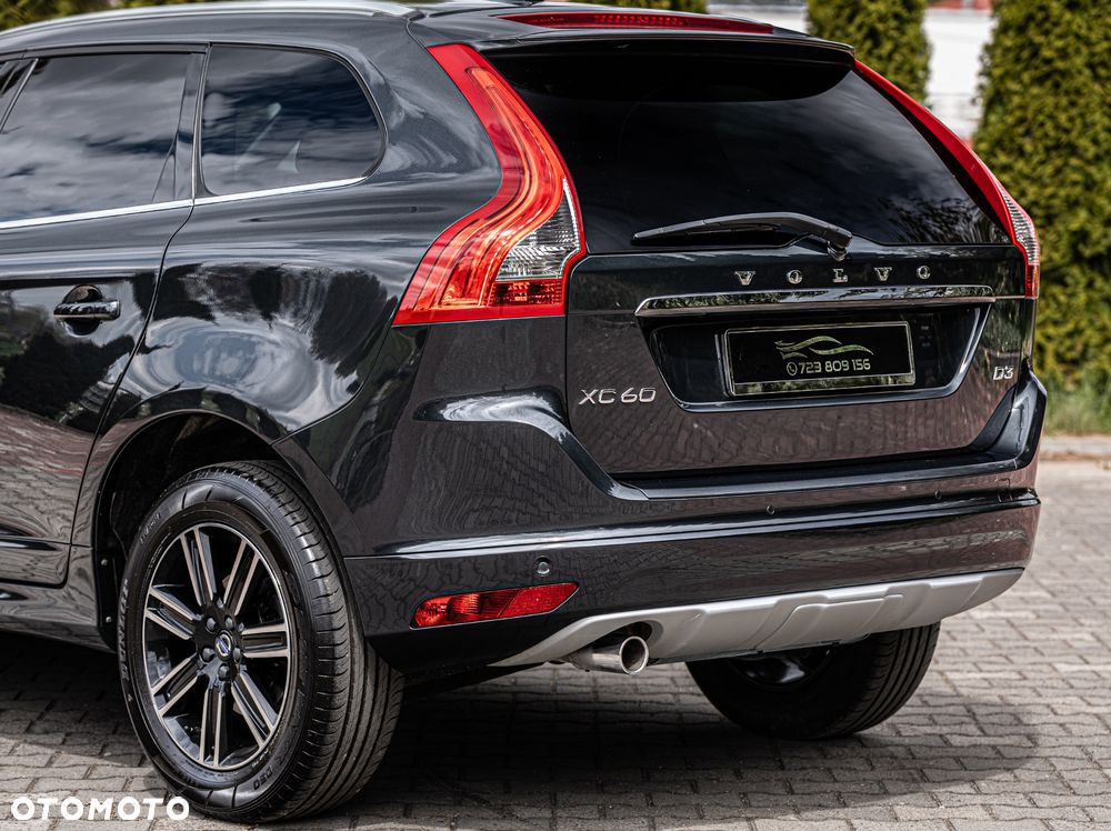 Volvo XC 60 D3 Geartronic Momentum - 19