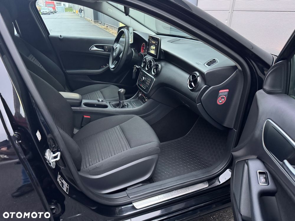 Mercedes-Benz Klasa A 160 d - 15