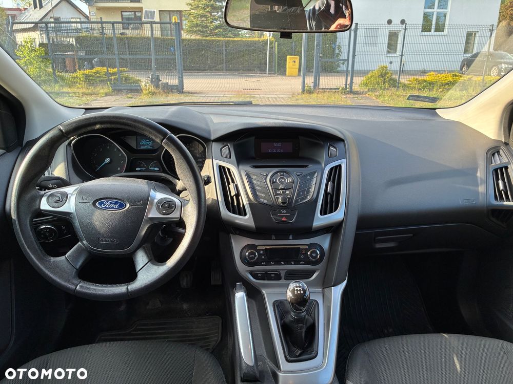 Ford Focus - 8