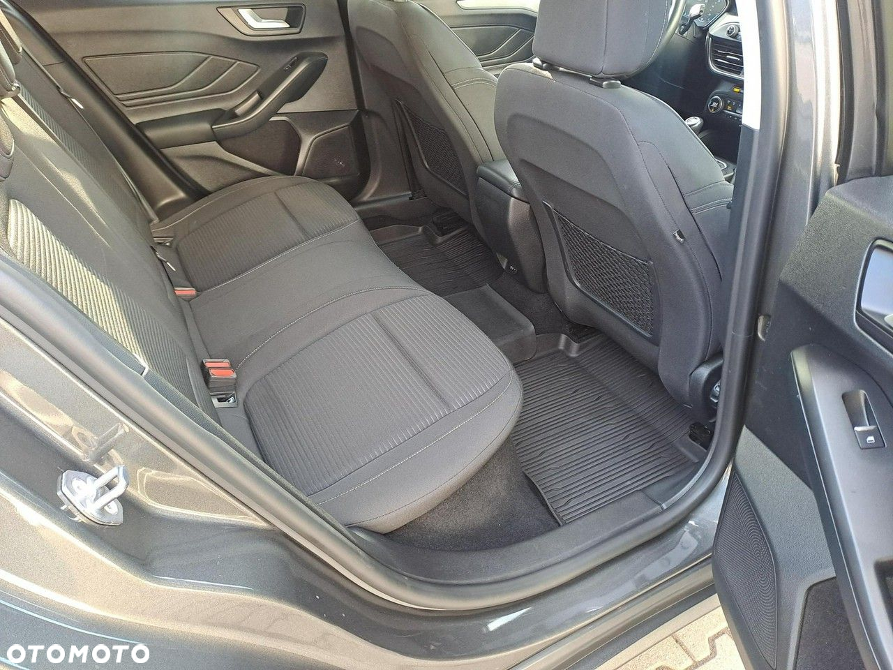Ford Focus - 12