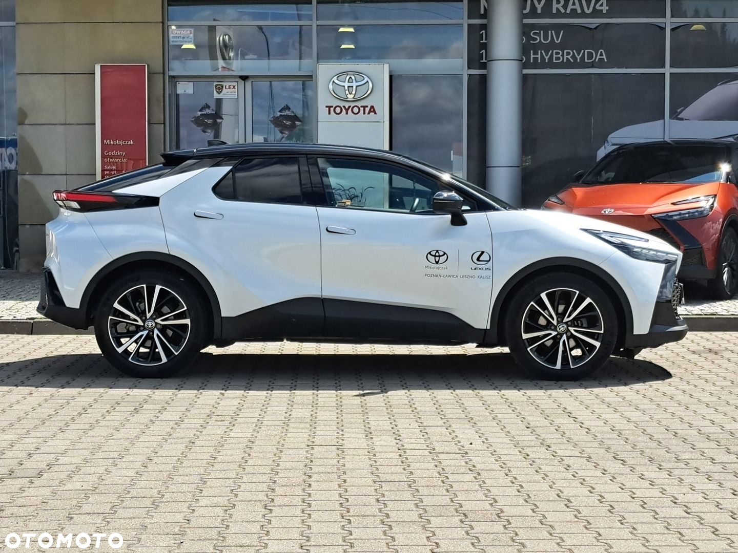 Toyota C-HR 1.8 Hybrid Executive - 8