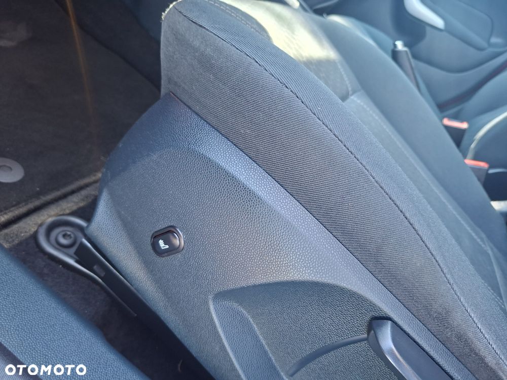 Ford Fiesta 1.25 Titanium EU5 - 12