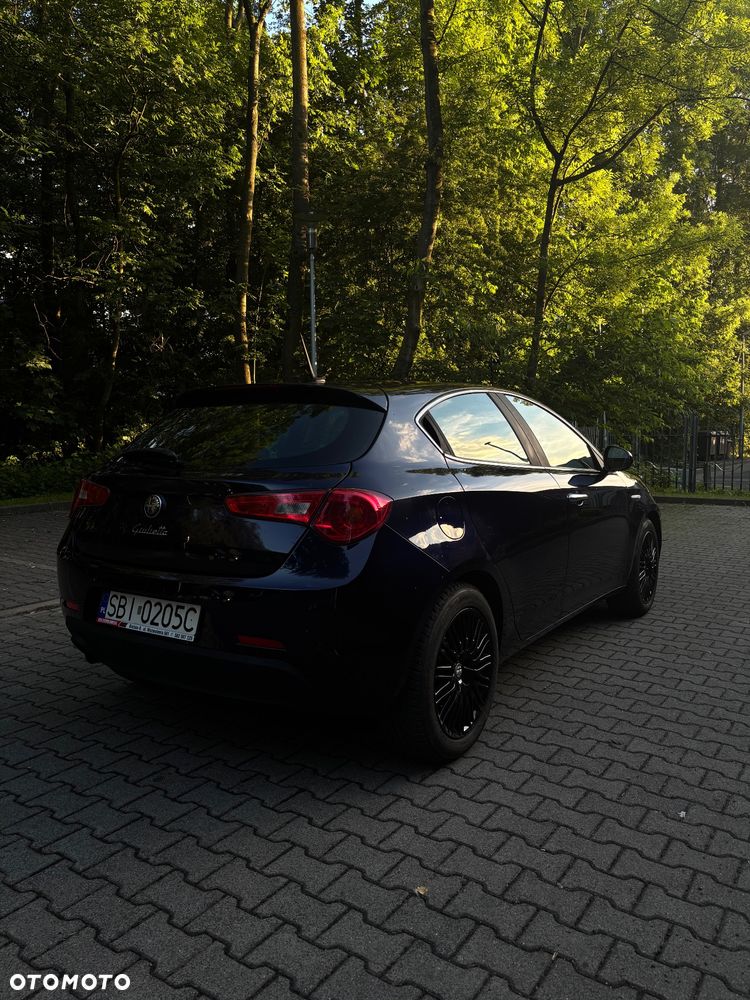 Alfa Romeo Giulietta 1.6 JTDM Distinctive - 3