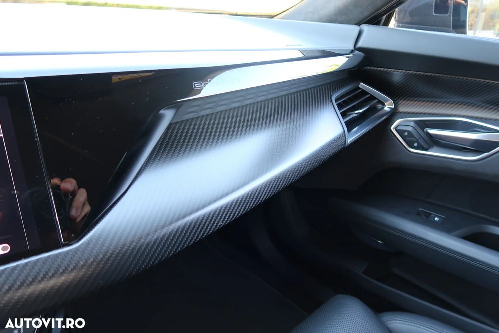 Audi e-tron - 23