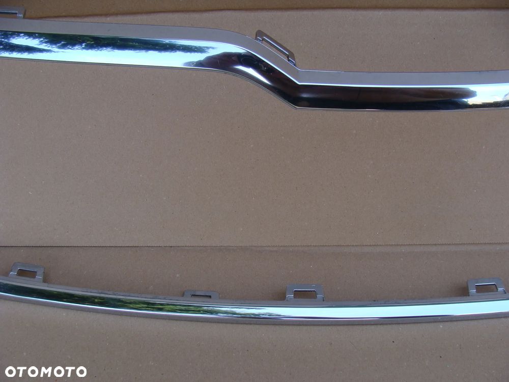 CHROM RAMKA ATRAPY GRILL SKODA KAROQ 57A853761 - 3