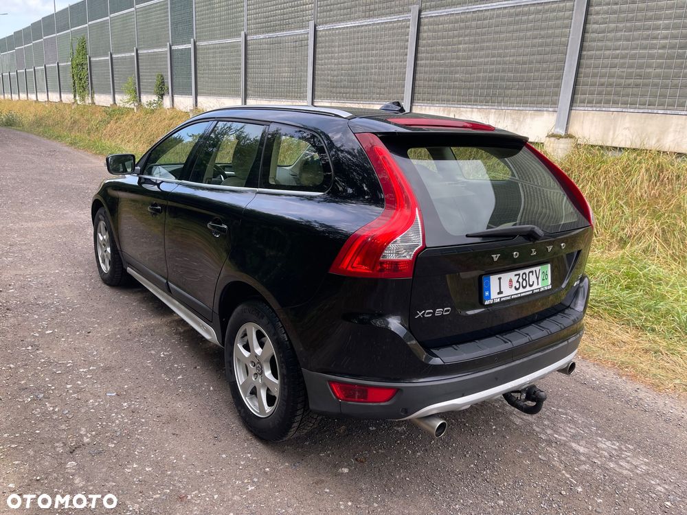 Volvo XC 60 D5 AWD Kinetic - 5