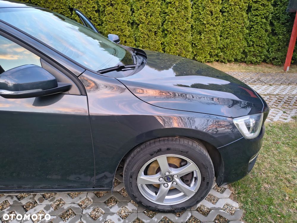 Volvo V60 D3 Geartronic Kinetic - 12