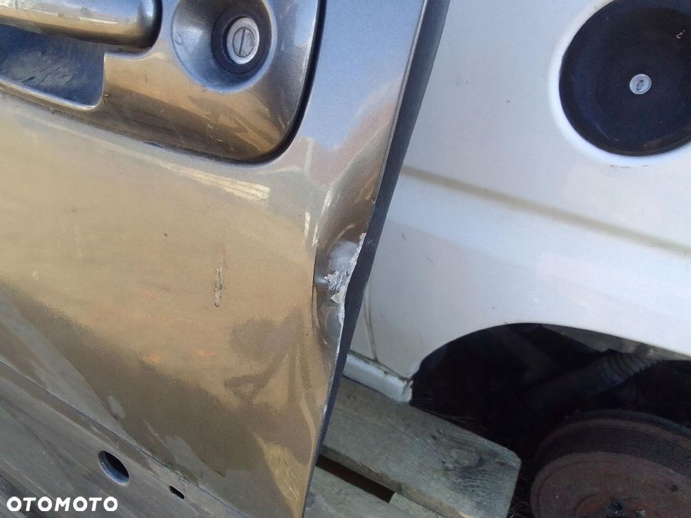 Chrysler Voyager Iv Drzwi Lewe Przód - 5