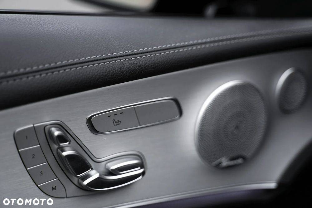 Mercedes-Benz Klasa E 220 d 4-Matic AMG - 40
