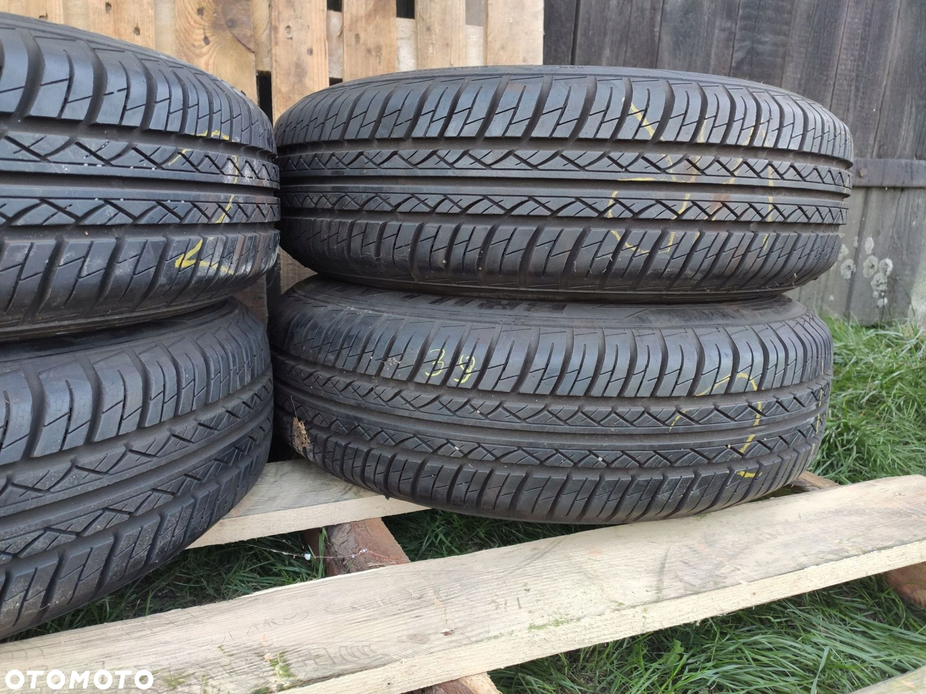 KOŁA FELGI STALOWE OPONY ZIMA VW AUDI 14'' - 8