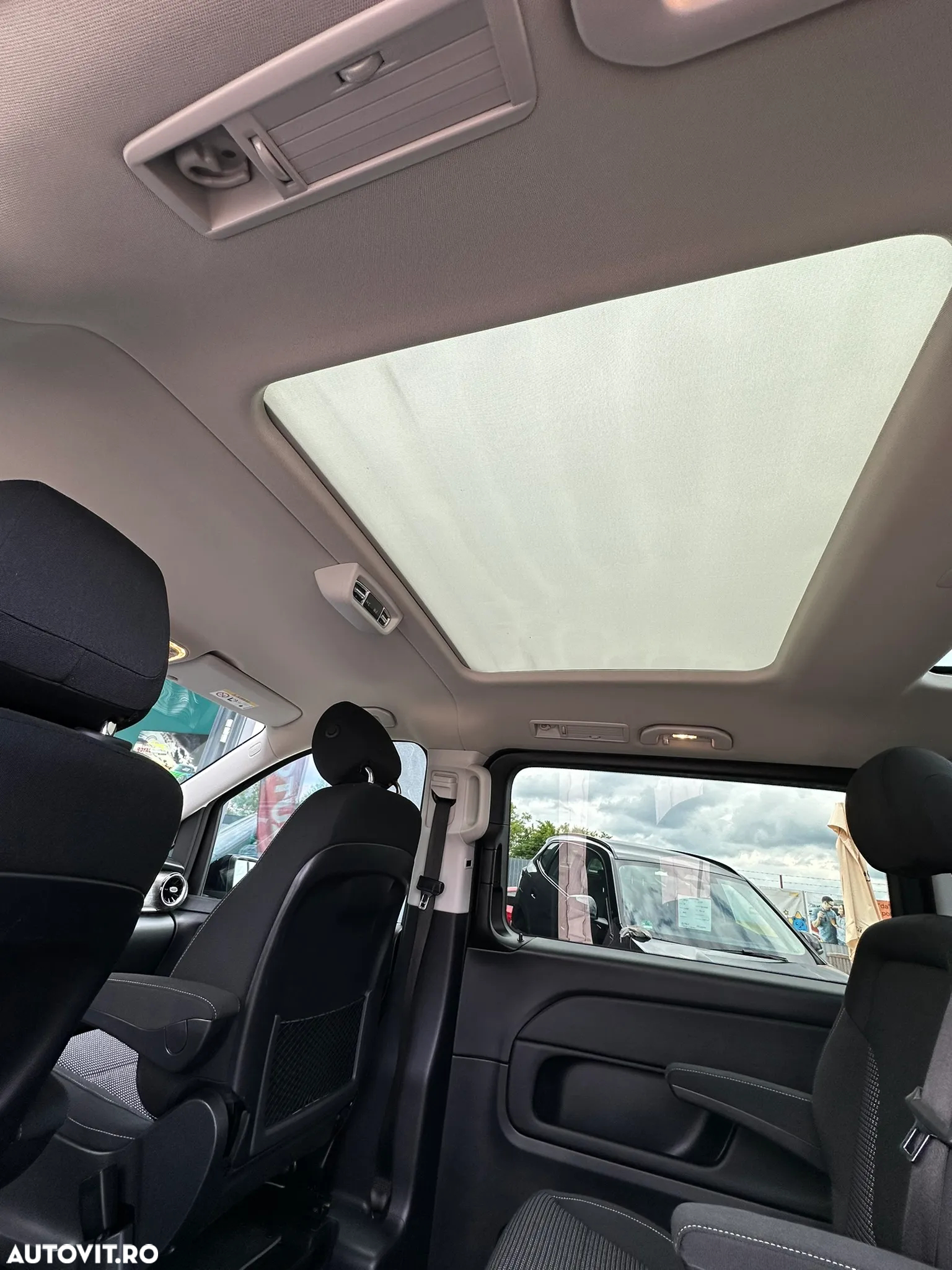 Mercedes-Benz V 250 d Combi Lung 190 CP RWD 9AT Exclusive - 16