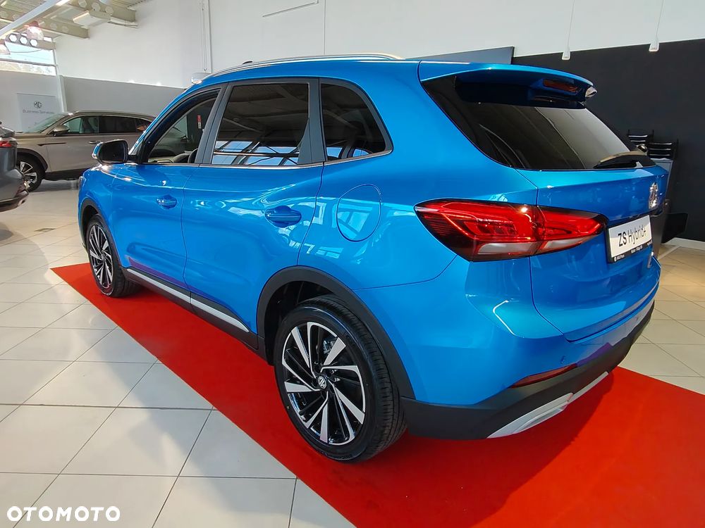 MG ZS Hybrid+ - 9