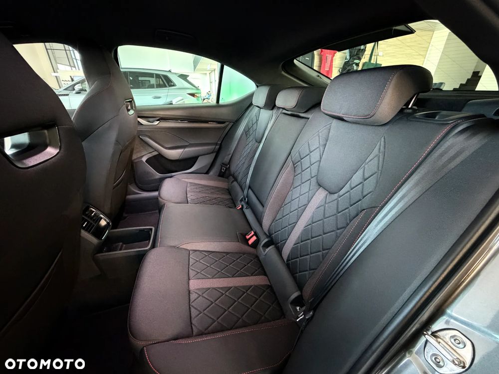 Skoda Octavia 2.0 TSI RS DSG - 26