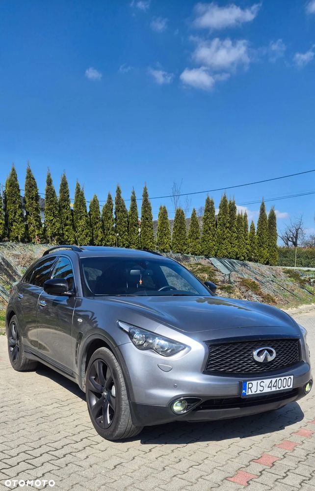 Infiniti Q70 3.0d S Premium - 6