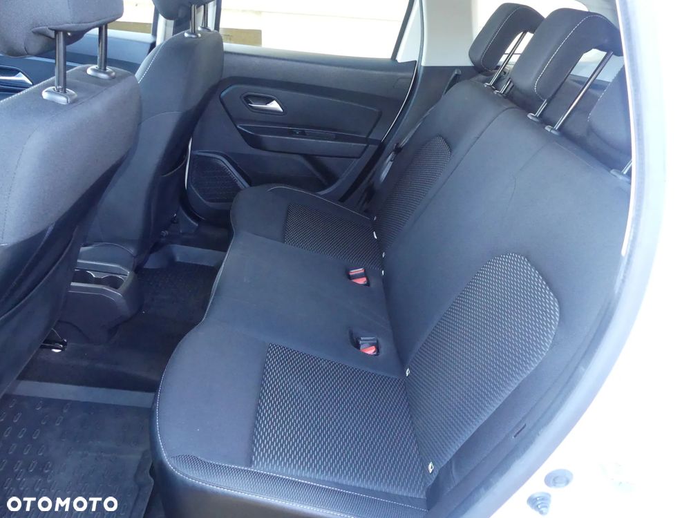 Dacia Duster 1.6 SCe Laureate S&S - 23