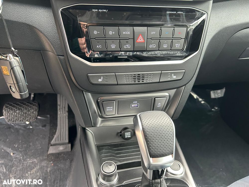 SsangYong Tivoli - 12