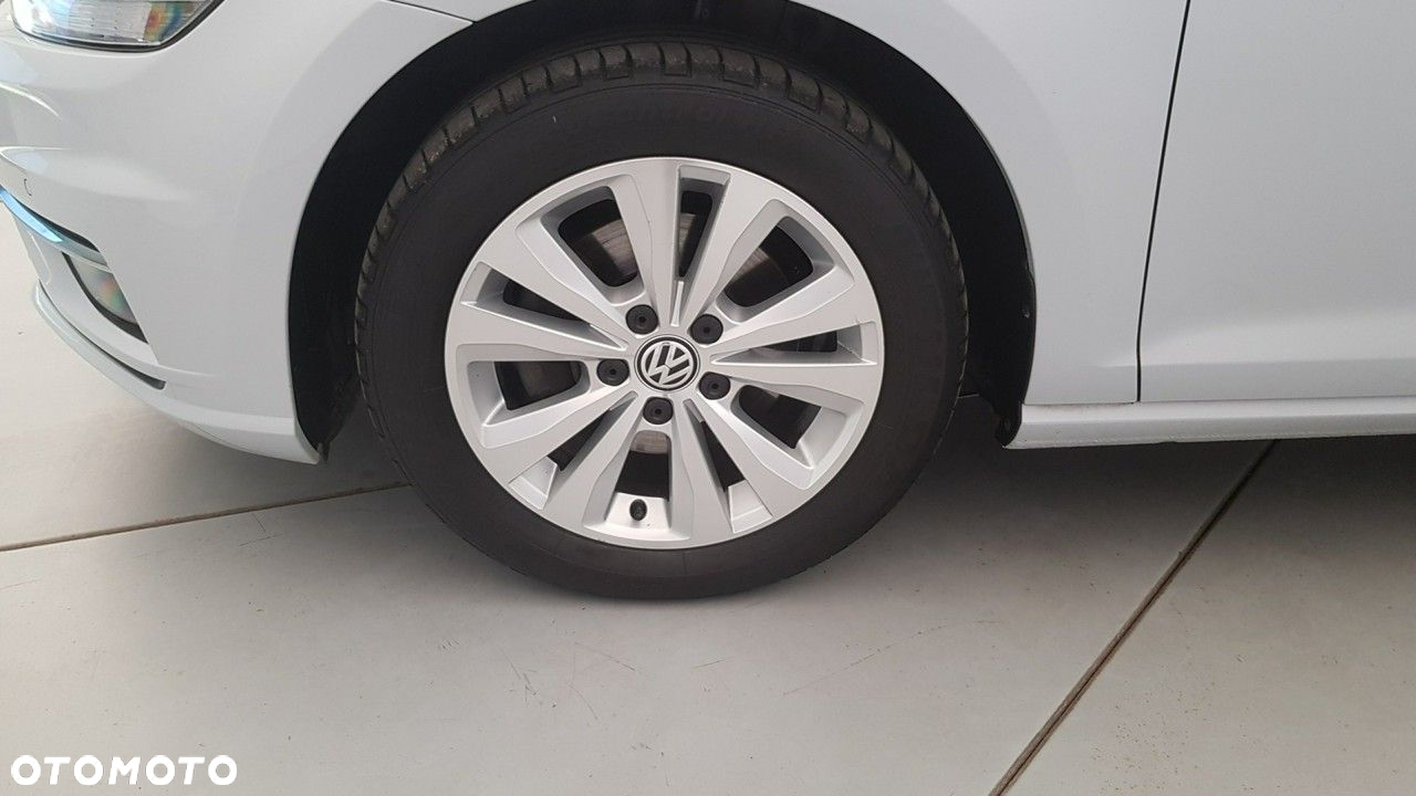 Volkswagen Golf - 13