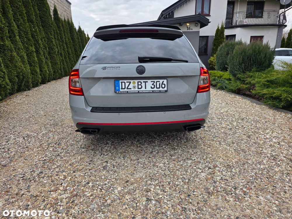 Skoda Octavia 2.0 TDI DSG RS - 14