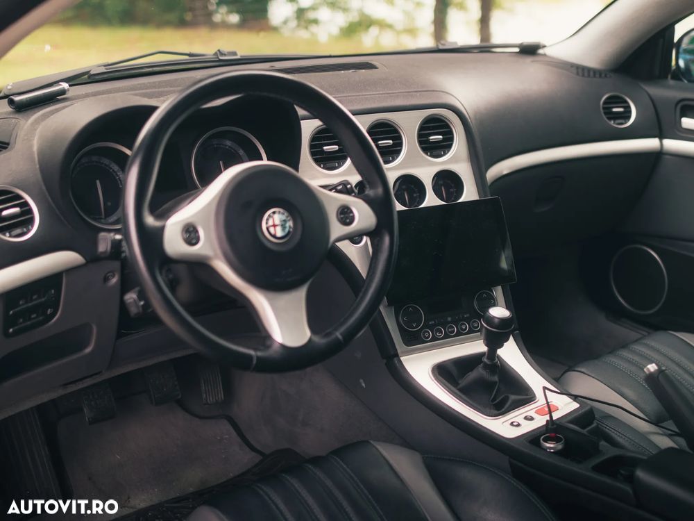 Alfa Romeo Brera - 15