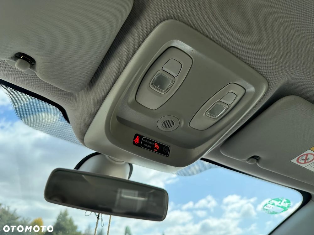 Renault Captur ENERGY TCe 120 EDC Intens - 24