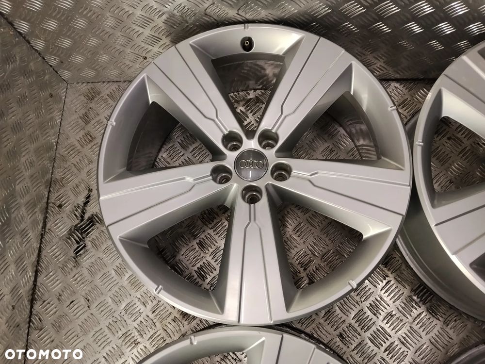 Felgi Audi Q7 SQ7 Q8 Q5 SQ5 A7 A8 8Jx20 et28 5x112 - 5