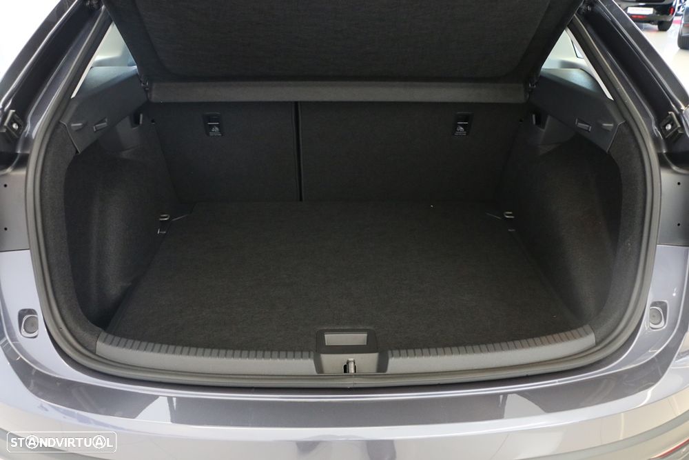 VW Taigo 1.0 TSI Urban DSG - 9