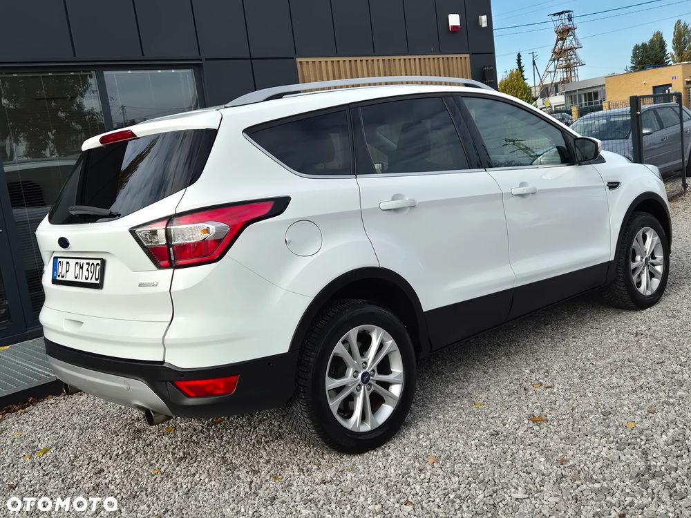Ford Kuga 1.5 EcoBoost FWD Edition ASS GPF - 11