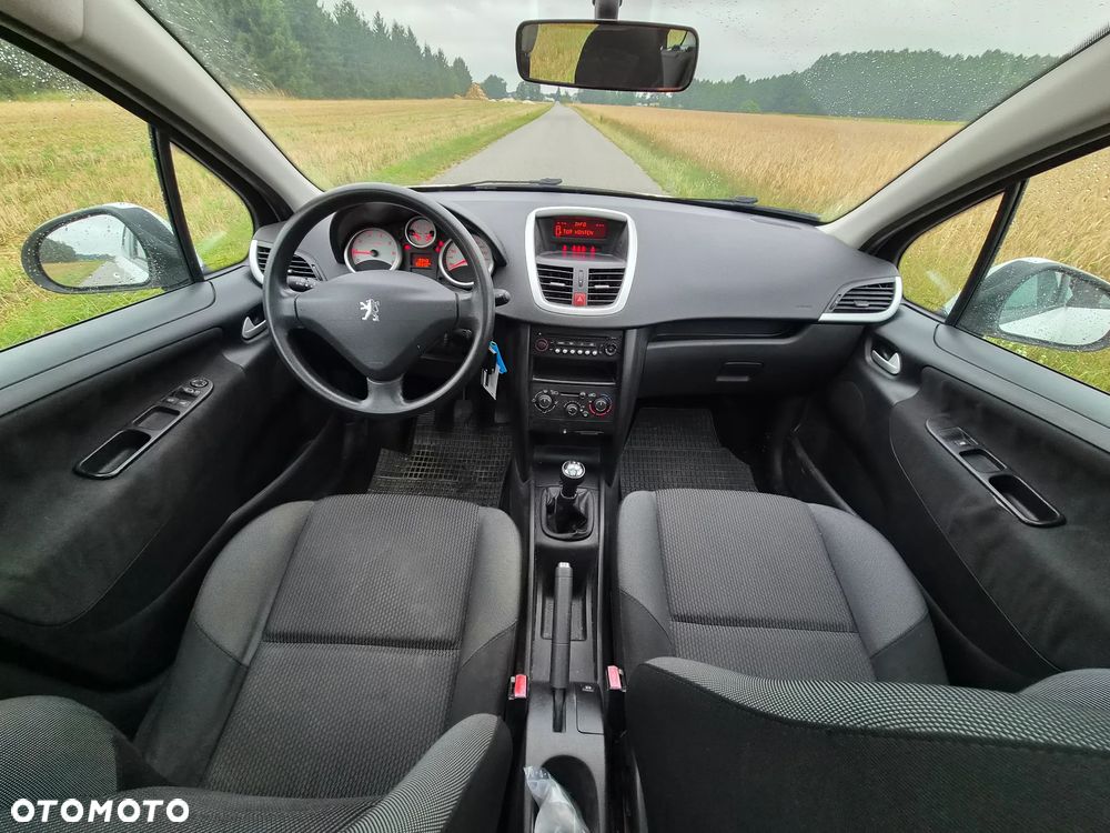 Peugeot 207 75 Filou - 8