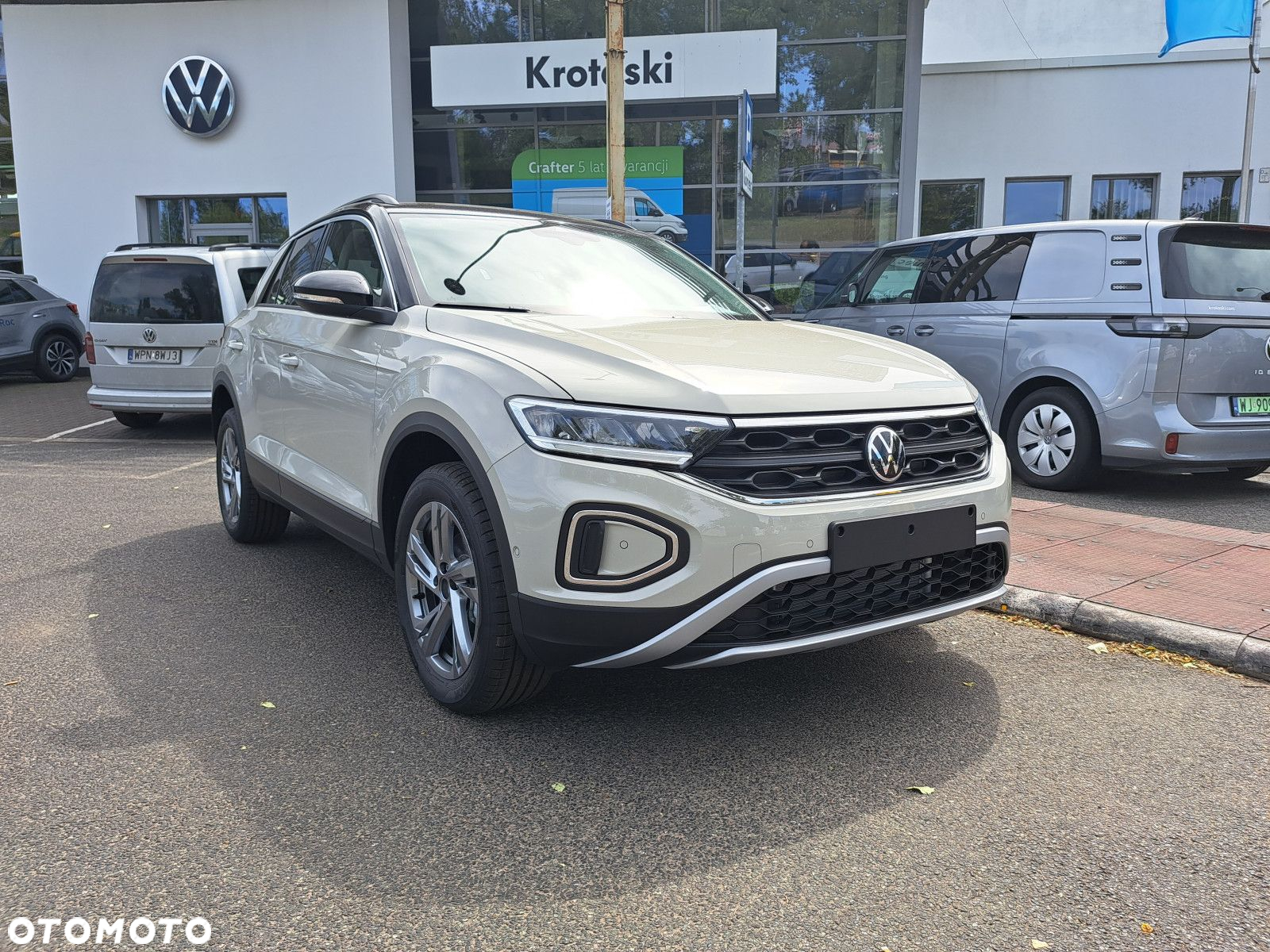 Volkswagen T-Roc 1.5 TSI Life Plus DSG - 4
