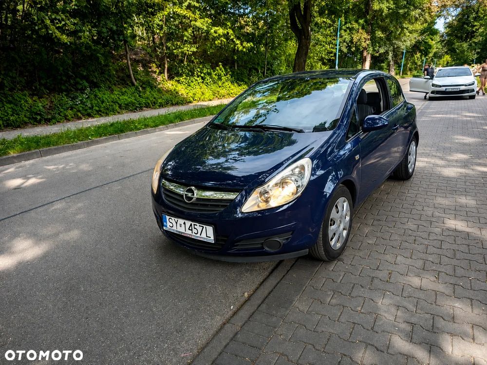 Opel Corsa 1.0 12V Essentia - 1