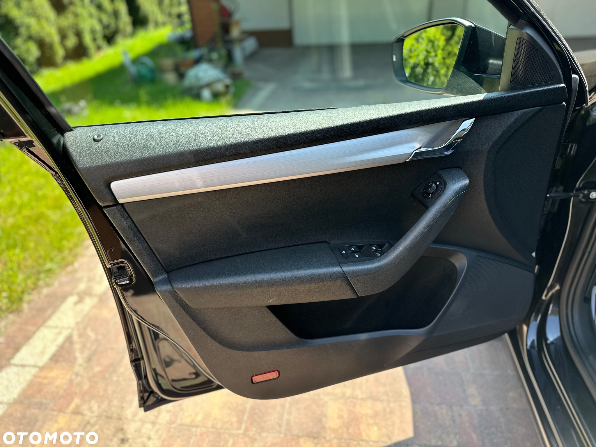Skoda Octavia 2.0 TDI Style DSG - 25