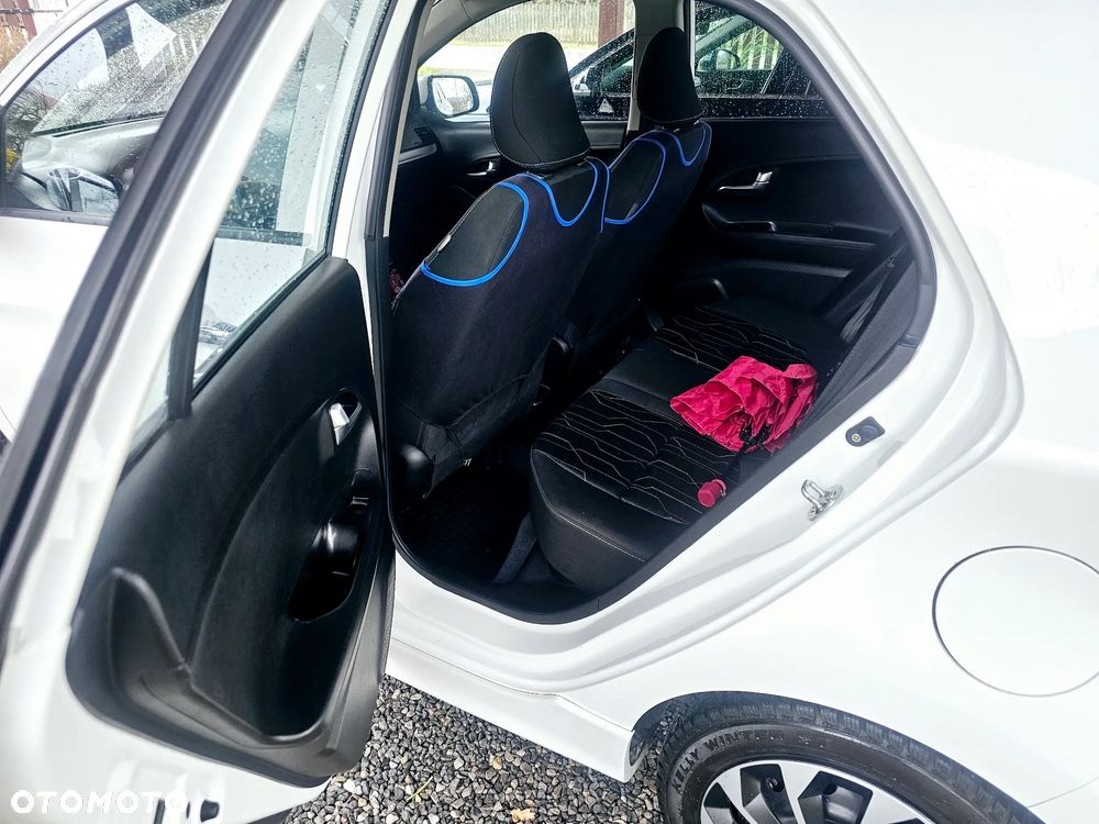 Kia Picanto 1.0 Dream Team Edition - 6