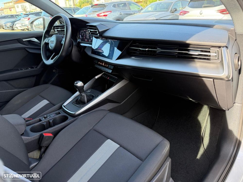 Audi A3 Sportback 30 TFSI Advanced - 16