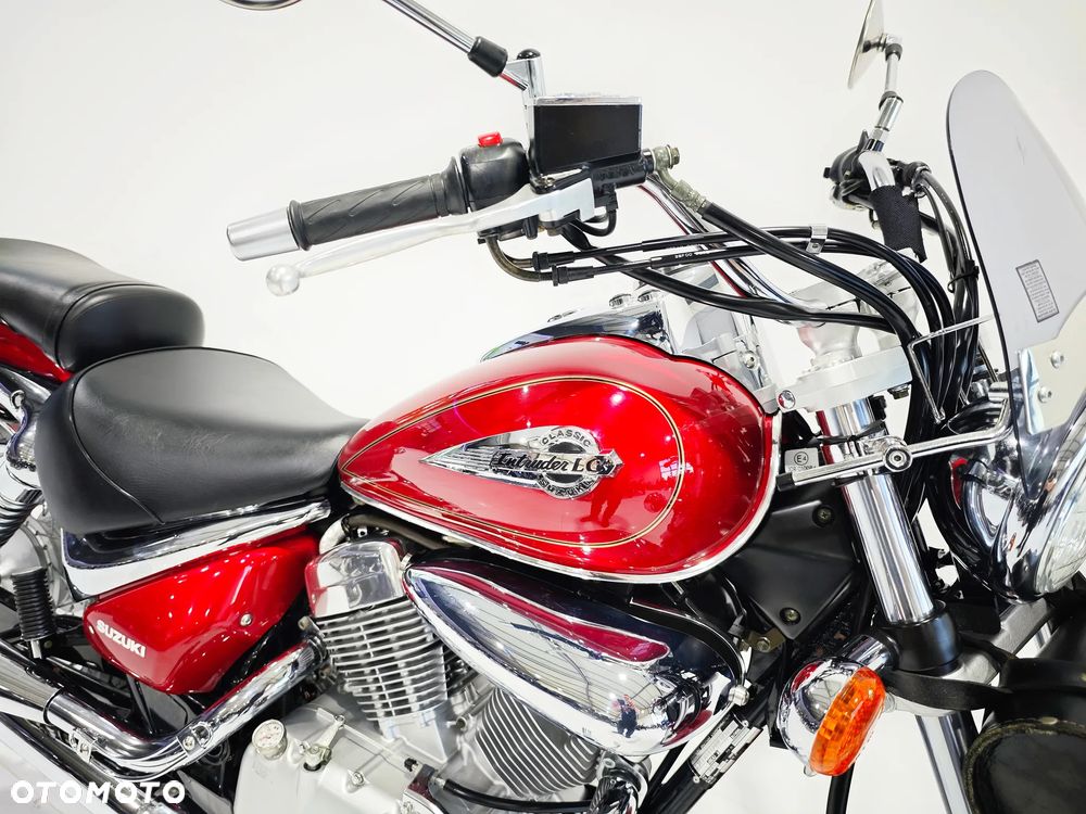 Suzuki Intruder - 8