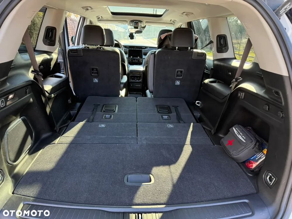 Jeep Grand Cherokee - 18