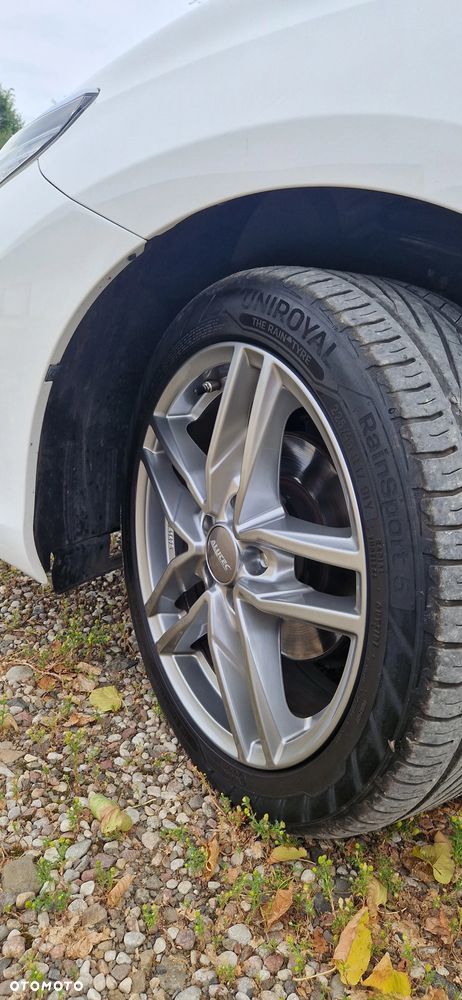 Toyota Auris 1.6 Active - 29