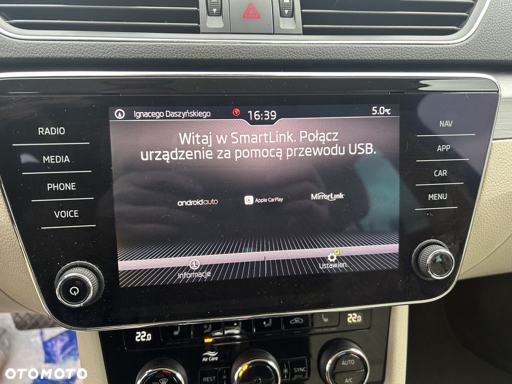 Skoda Superb 2.0 TDI DSG Premium Edition - 17