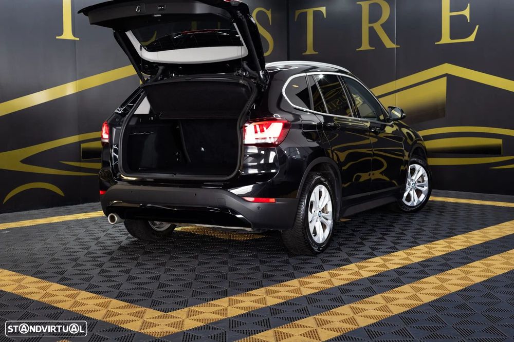 BMW X1 25 e xDrive Line Sport - 7