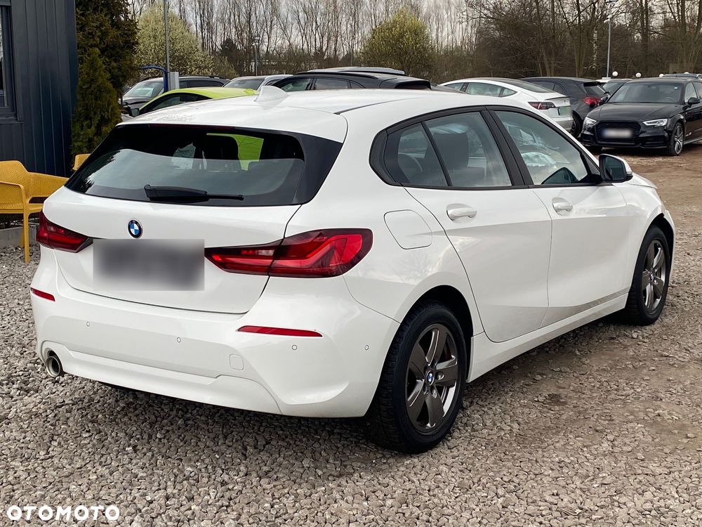 BMW Seria 1 118i - 16