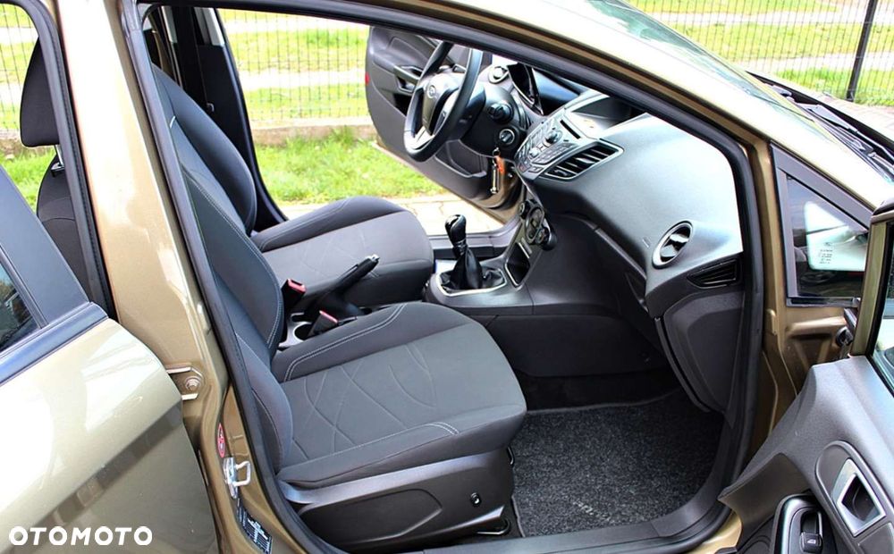Ford Fiesta - 16