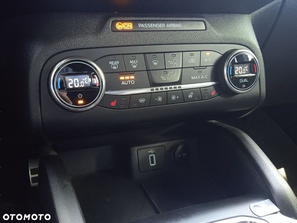 Ford Focus 1.5 EcoBlue ST-Line - 25