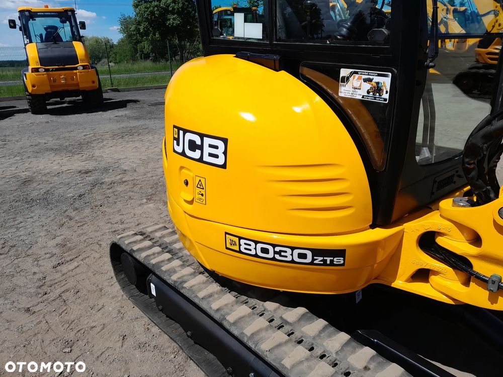 JCB 8030 2013r - 16